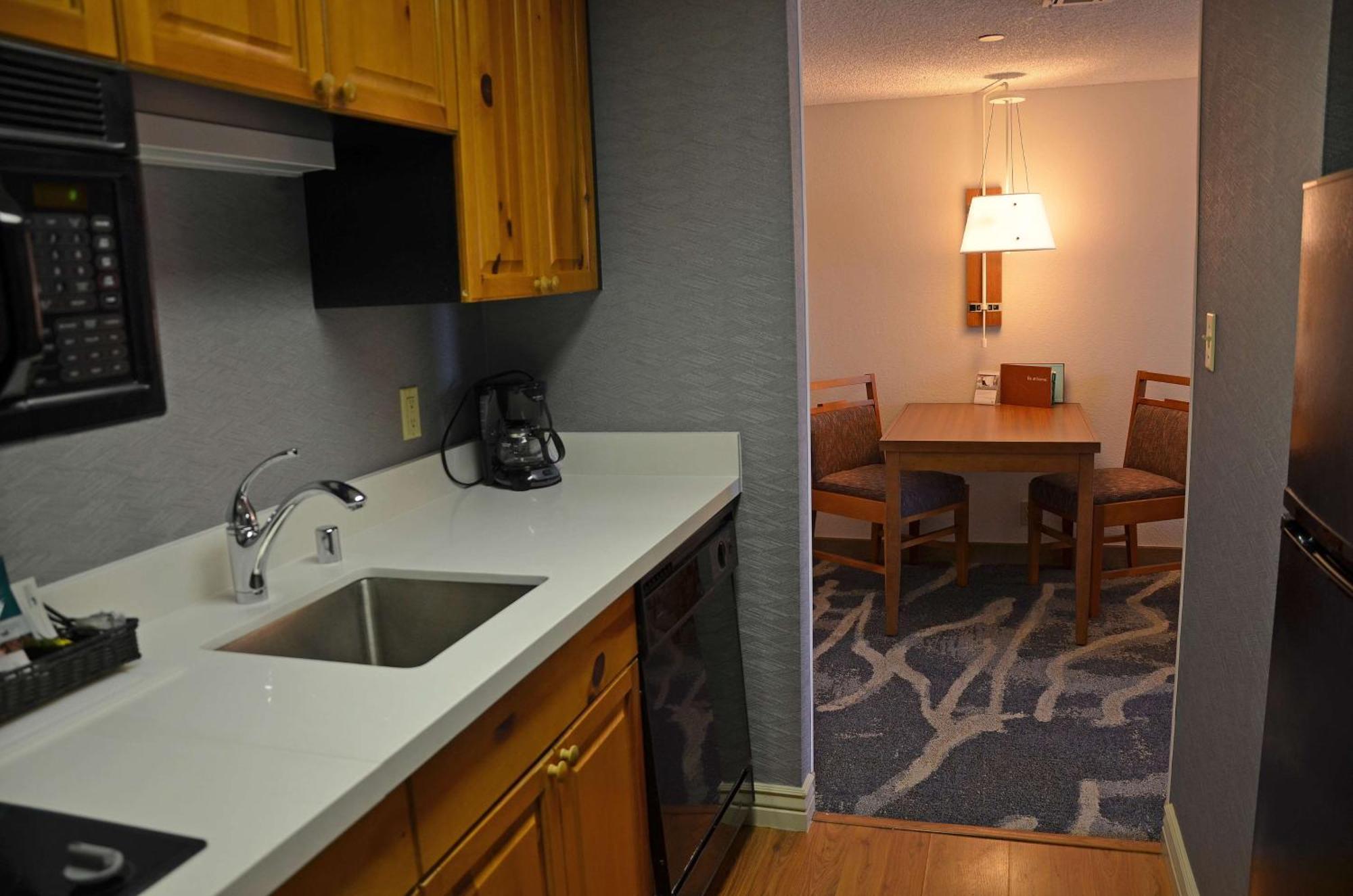 Homewood Suites By Hilton Phoenix-Biltmore Bagian luar foto