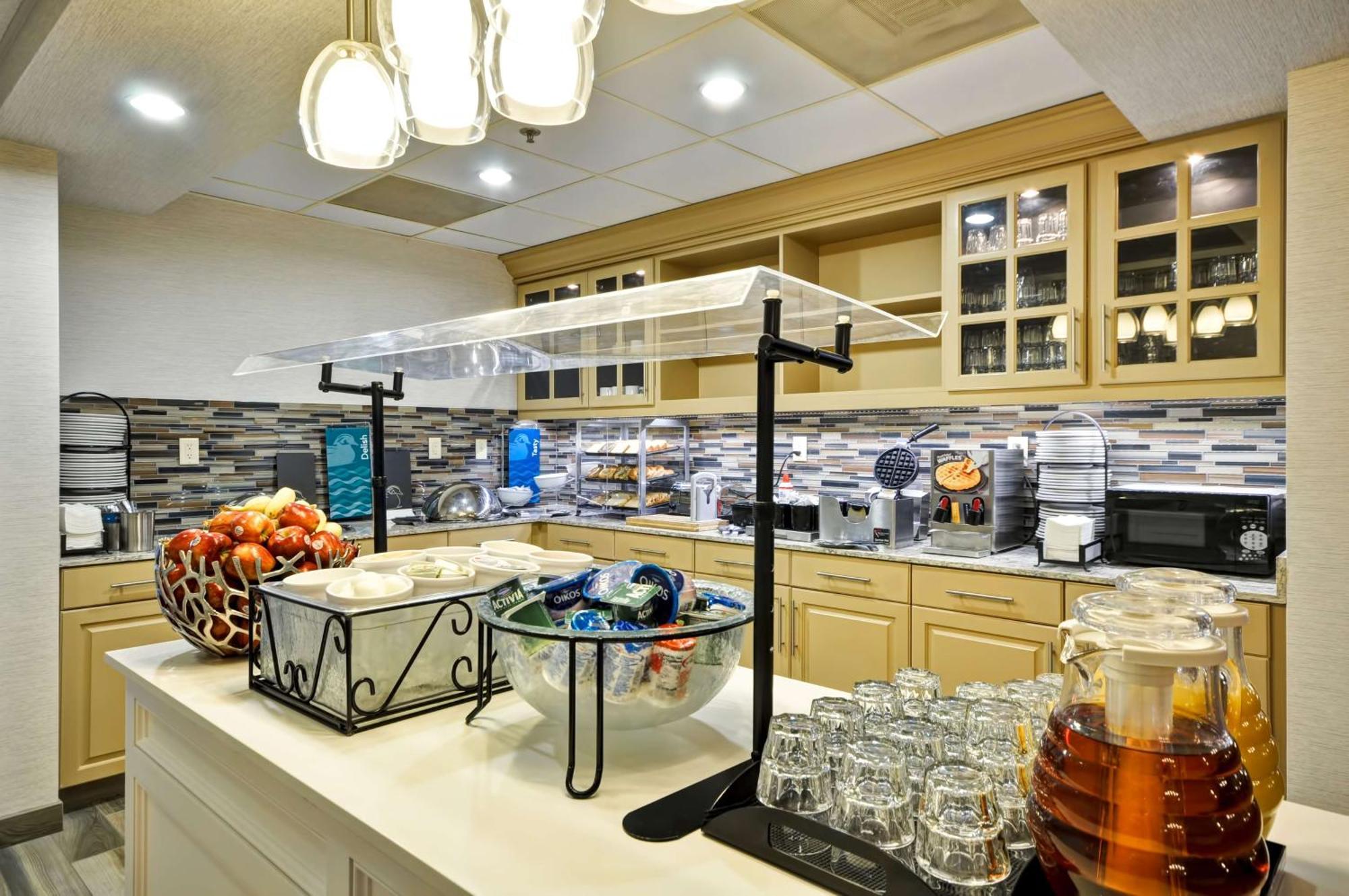 Homewood Suites By Hilton Phoenix-Biltmore Bagian luar foto