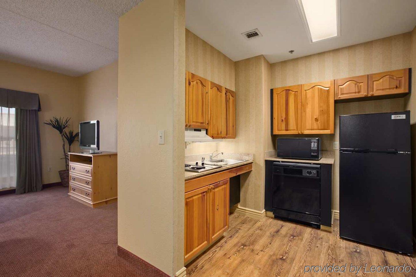 Homewood Suites By Hilton Phoenix-Biltmore Bagian luar foto